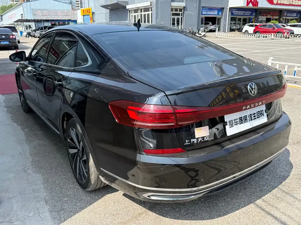 Volkswagen Passat — фото 5
