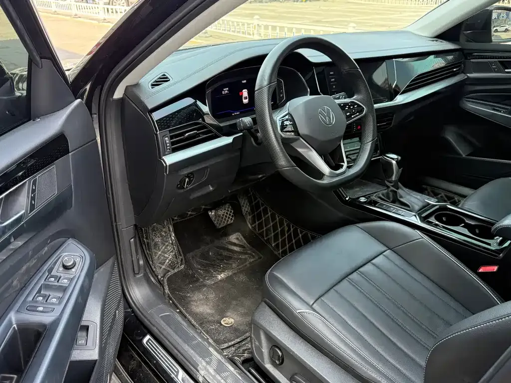 Volkswagen Passat — фото 6