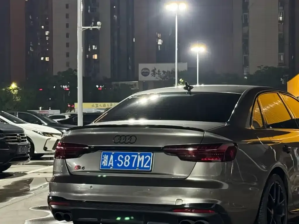 Audi S4 2021 из CN, фото 6