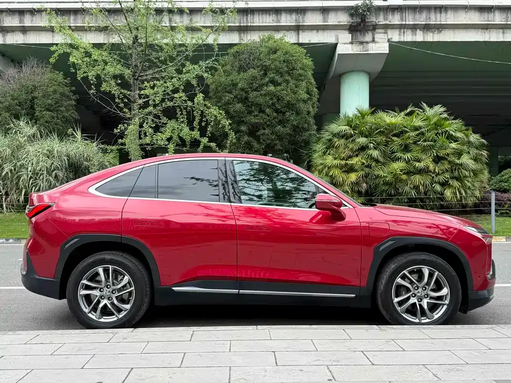NIO EC6 — фото 10