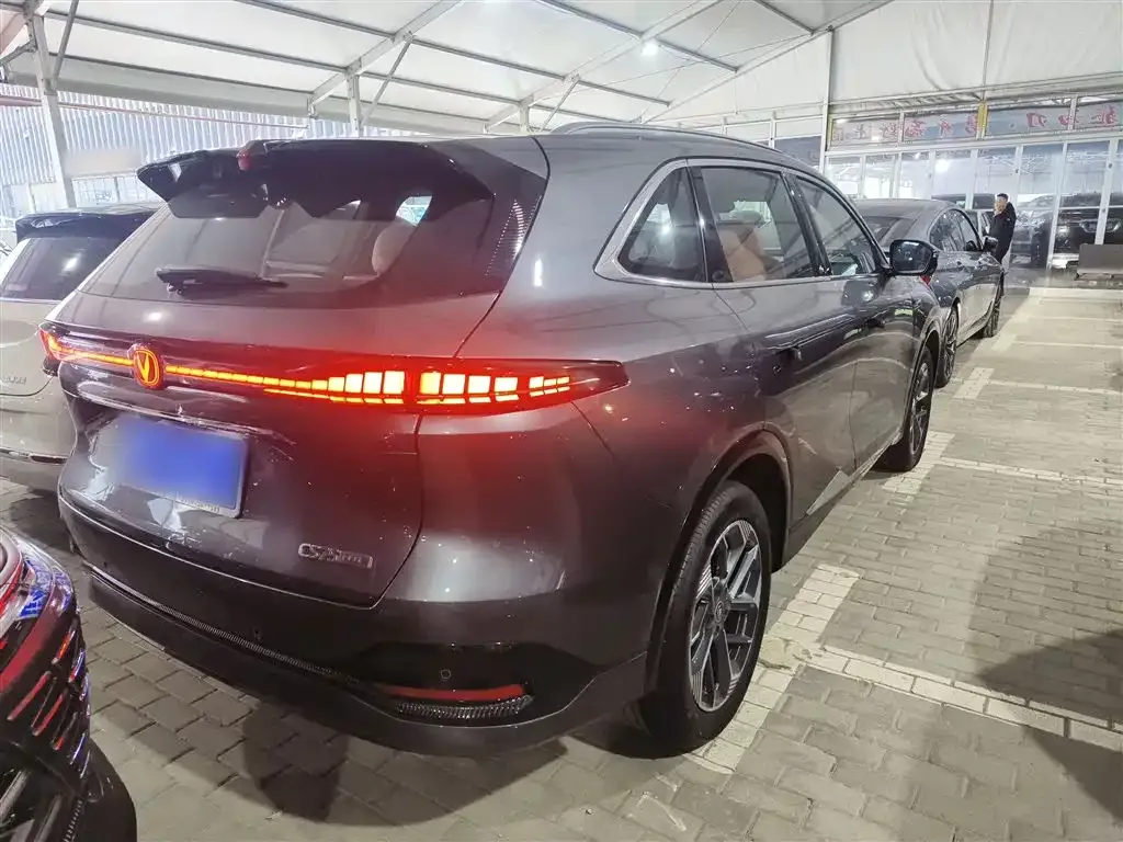Changan CS75PLUS — фото 10