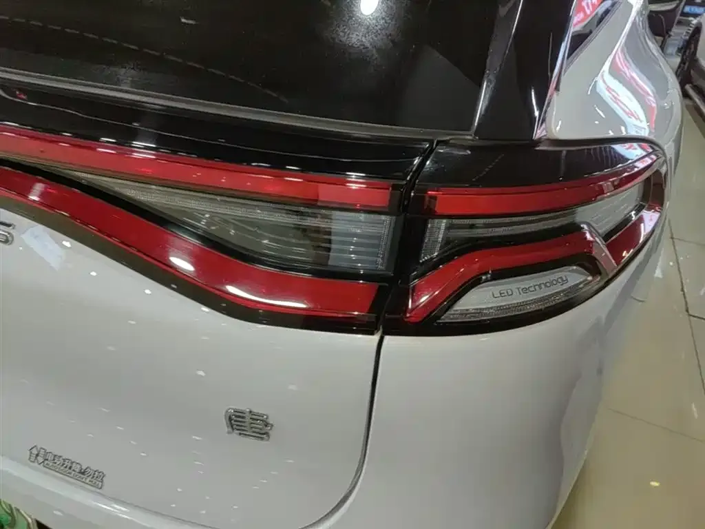 BYD Tang New Energy — фото 10
