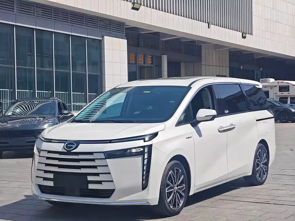 GAC Motor E8 Hybrid