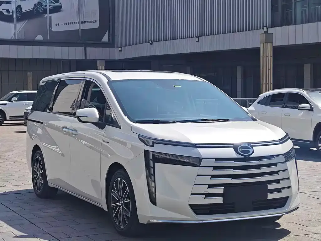 GAC Motor E8 Hybrid 2024 из CN, фото 2