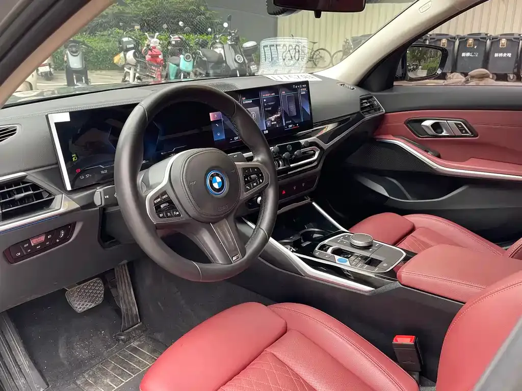 BMW i3 — фото 3
