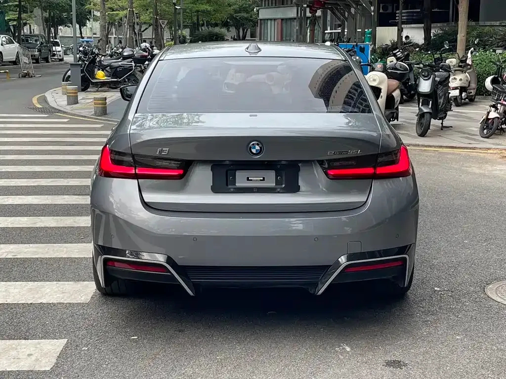 BMW i3 — фото 9