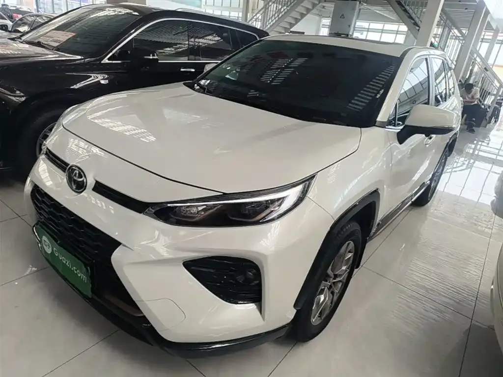 Toyota Wildlander — фото 1