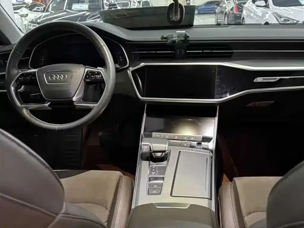 Audi A7L — фото 4