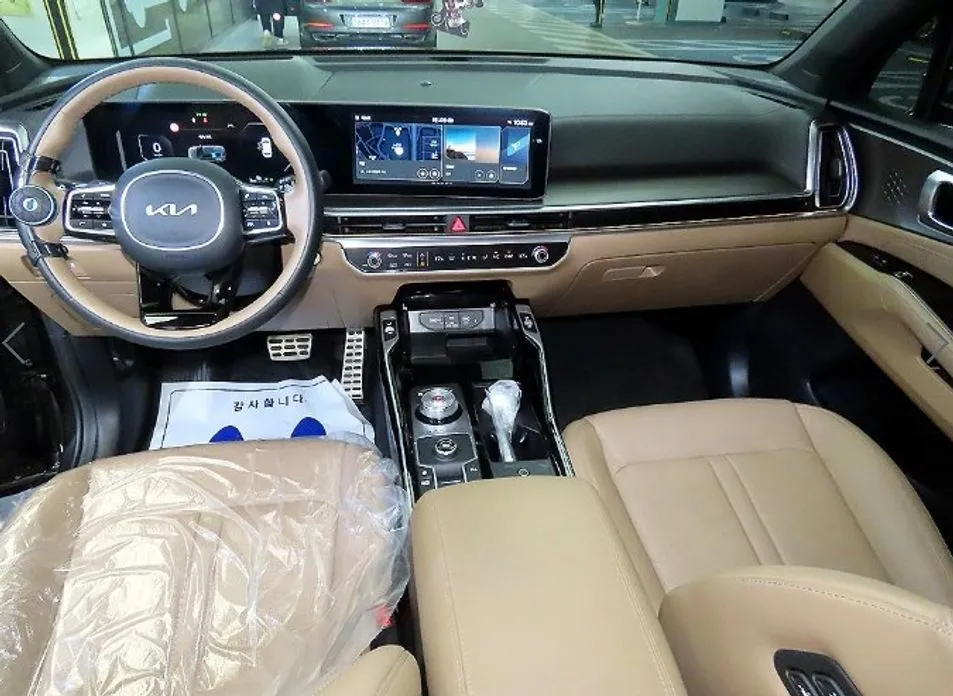 Kia Sorento — фото 8
