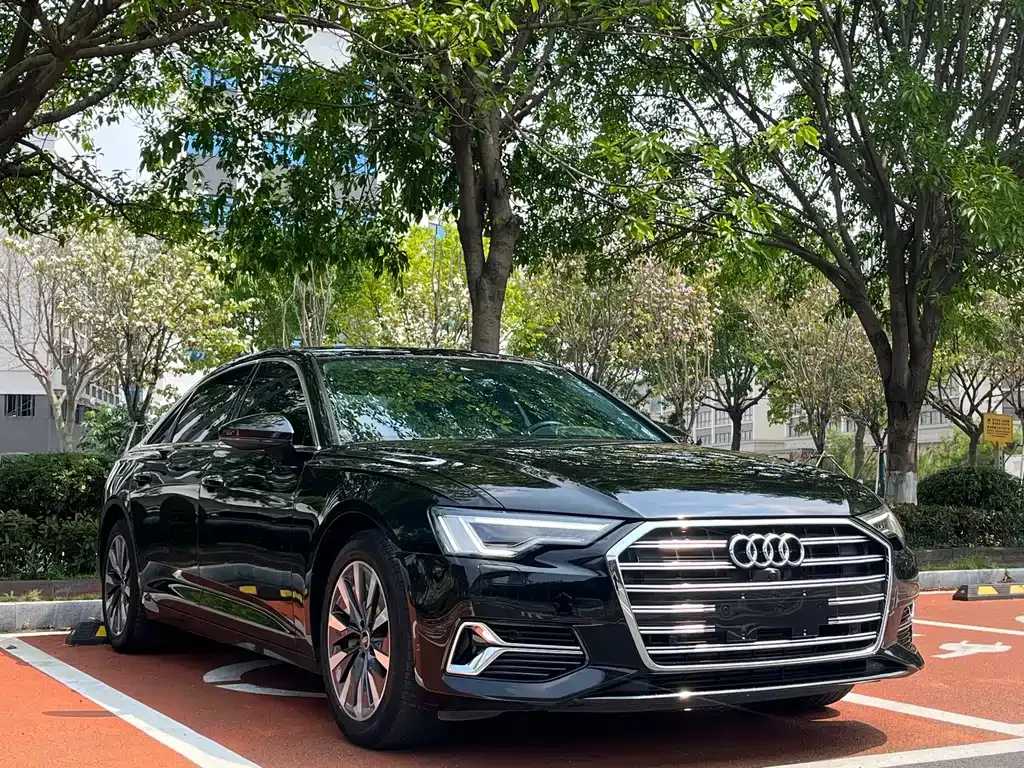Audi A6L — фото 7