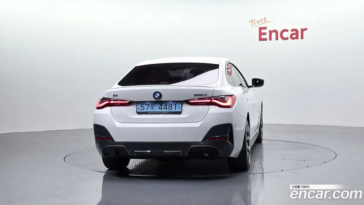 BMW i4 — фото 2
