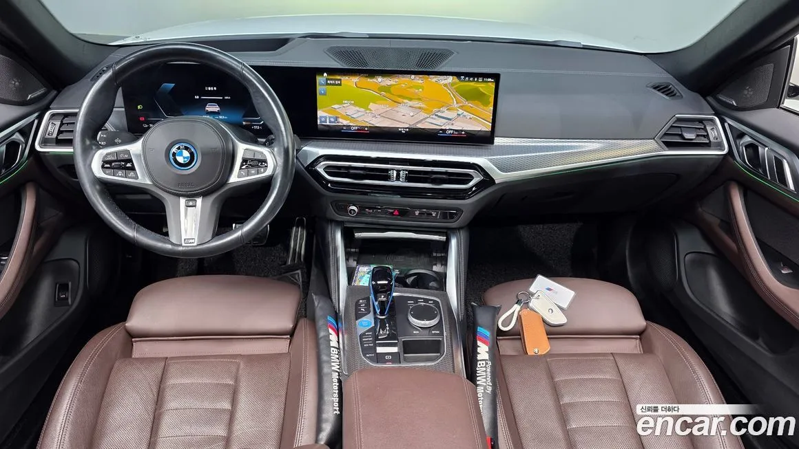 BMW i4 — фото 10