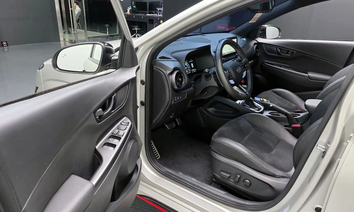 Hyundai Kona 2023 из KR, фото 10