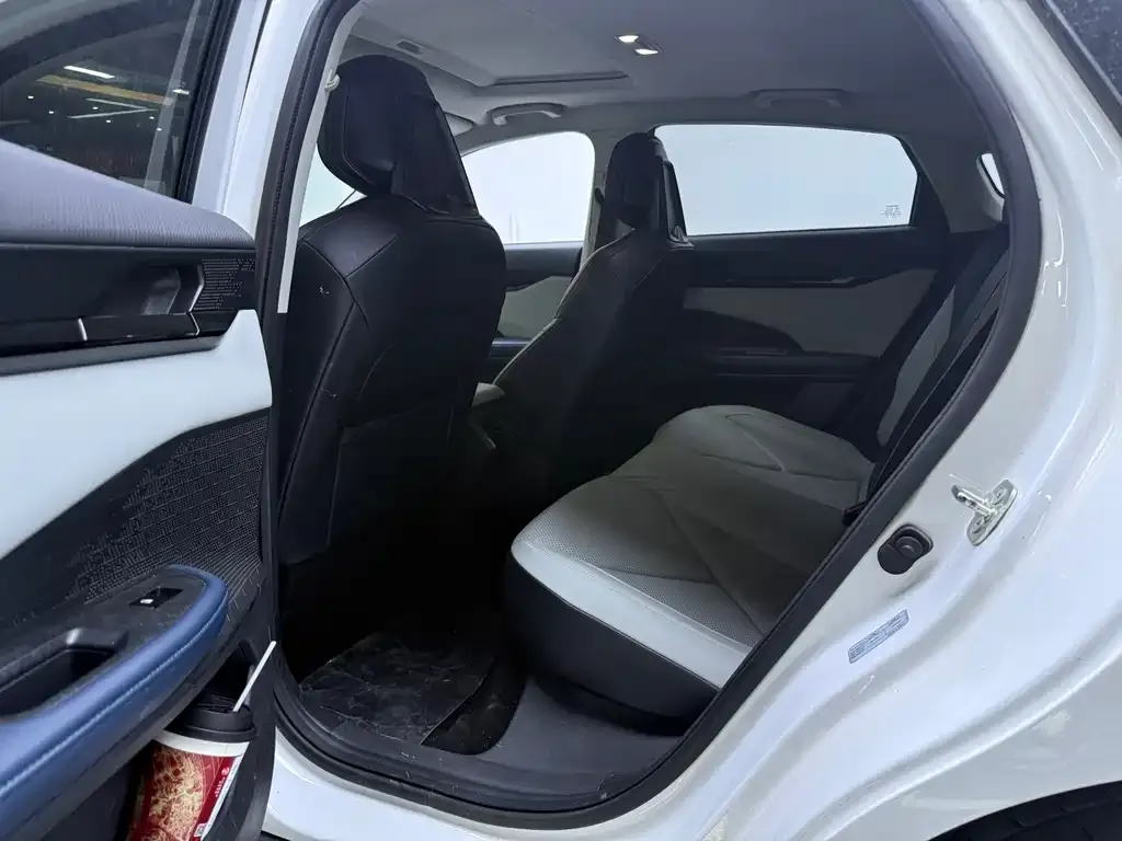 Changan UNI-V iDD 2023 из CN, фото 3