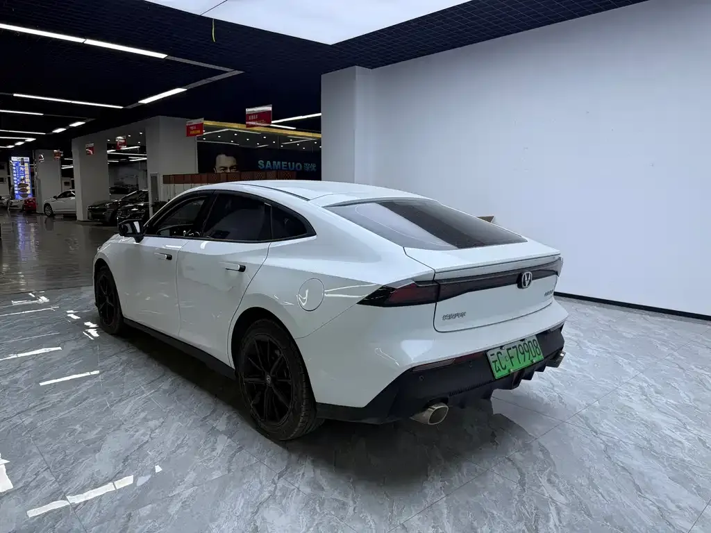 Changan UNI-V iDD 2023 из CN, фото 6