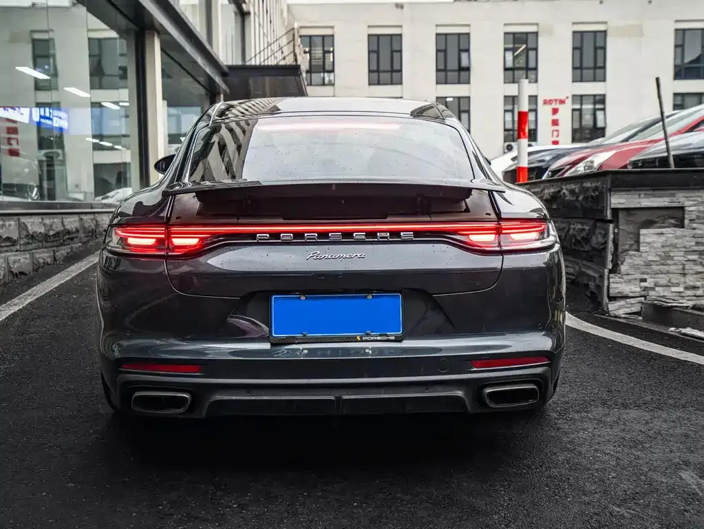 Porsche Panamera — фото 7