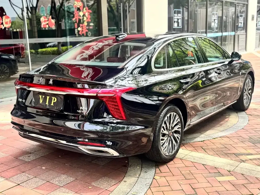 Hongqi H5 — фото 10
