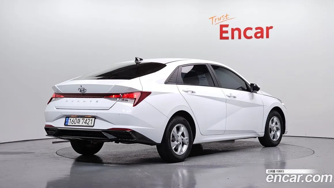 Hyundai AVANTE — фото 5