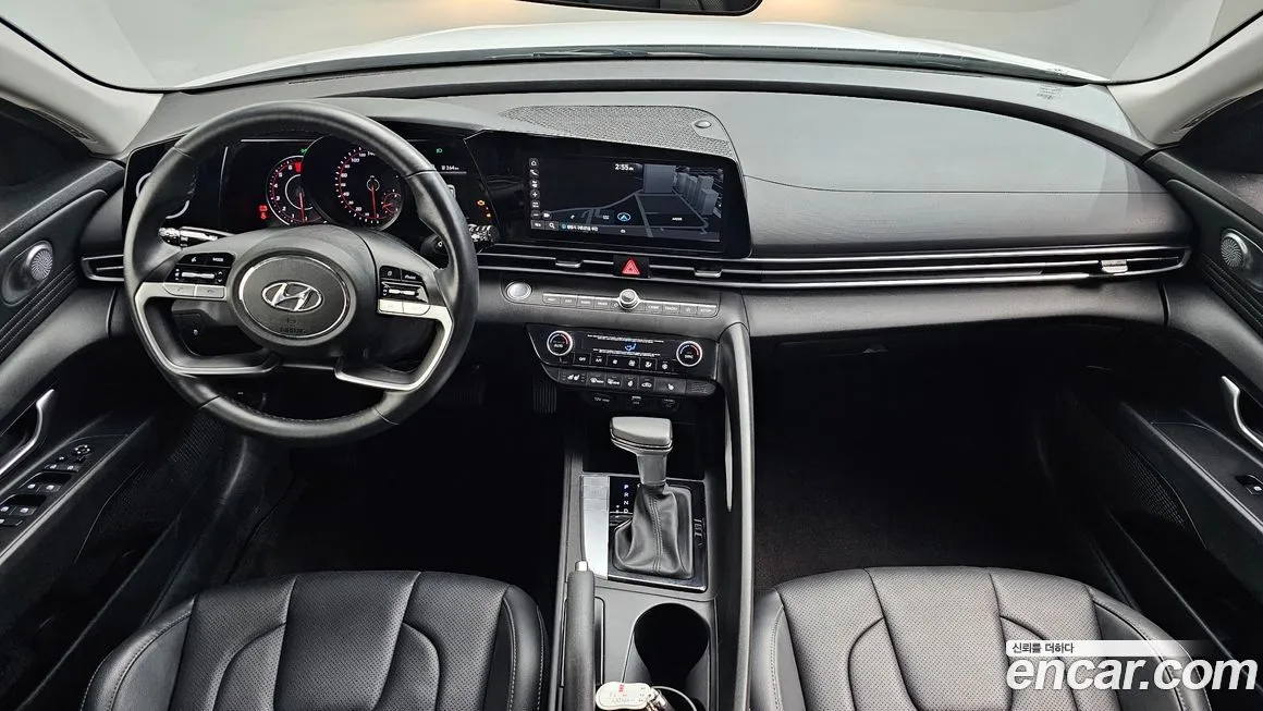 Hyundai AVANTE — фото 4