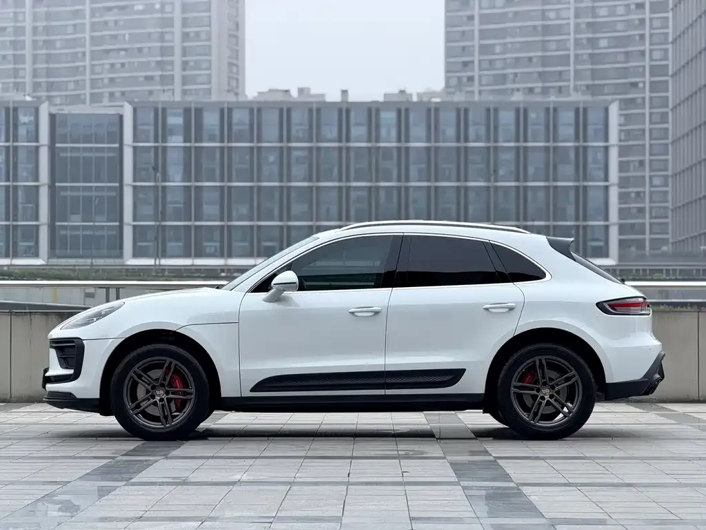 Porsche Macan — фото 10