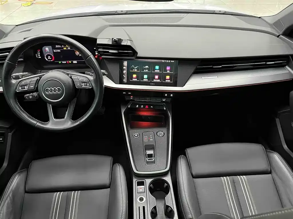 Audi A3 — фото 2