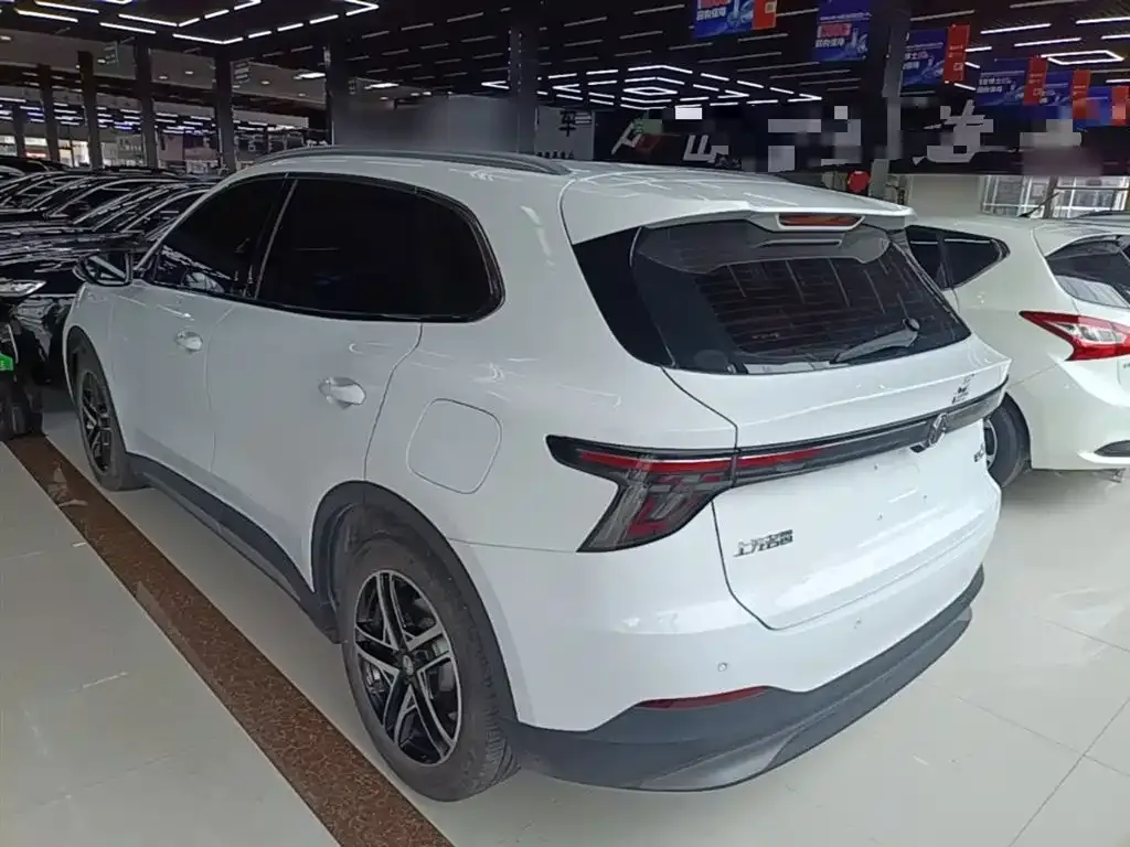 MG ES5 2025 из CN, фото 9