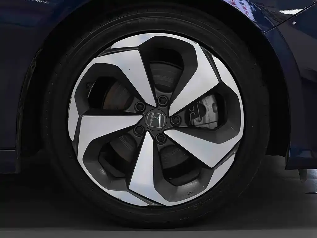 Honda Inspire — фото 4