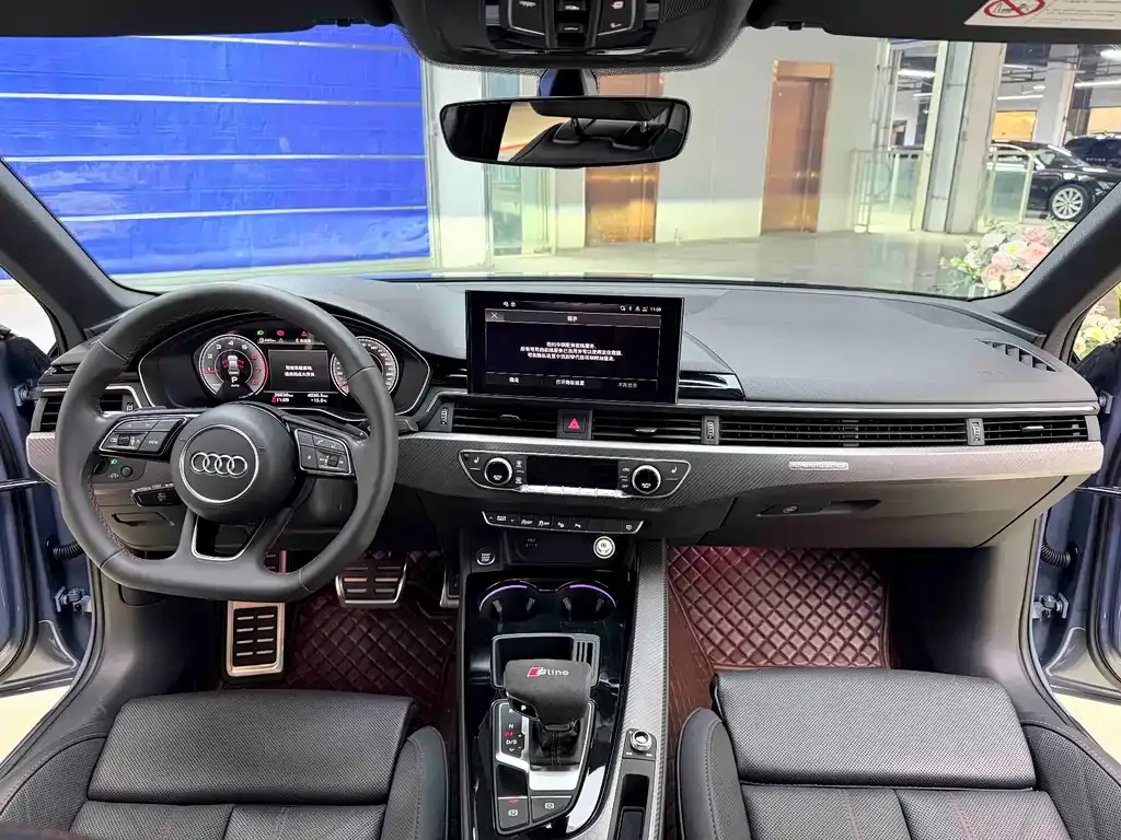 Audi A4L 2022 из CN, фото 8