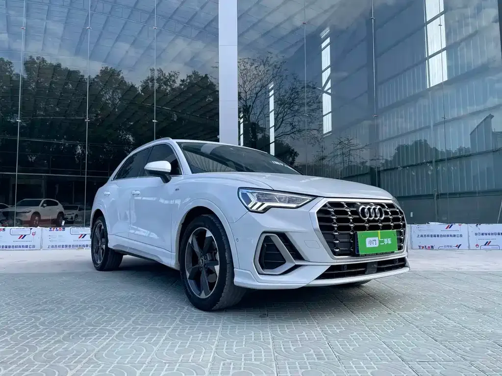 Audi Q3 — фото 5
