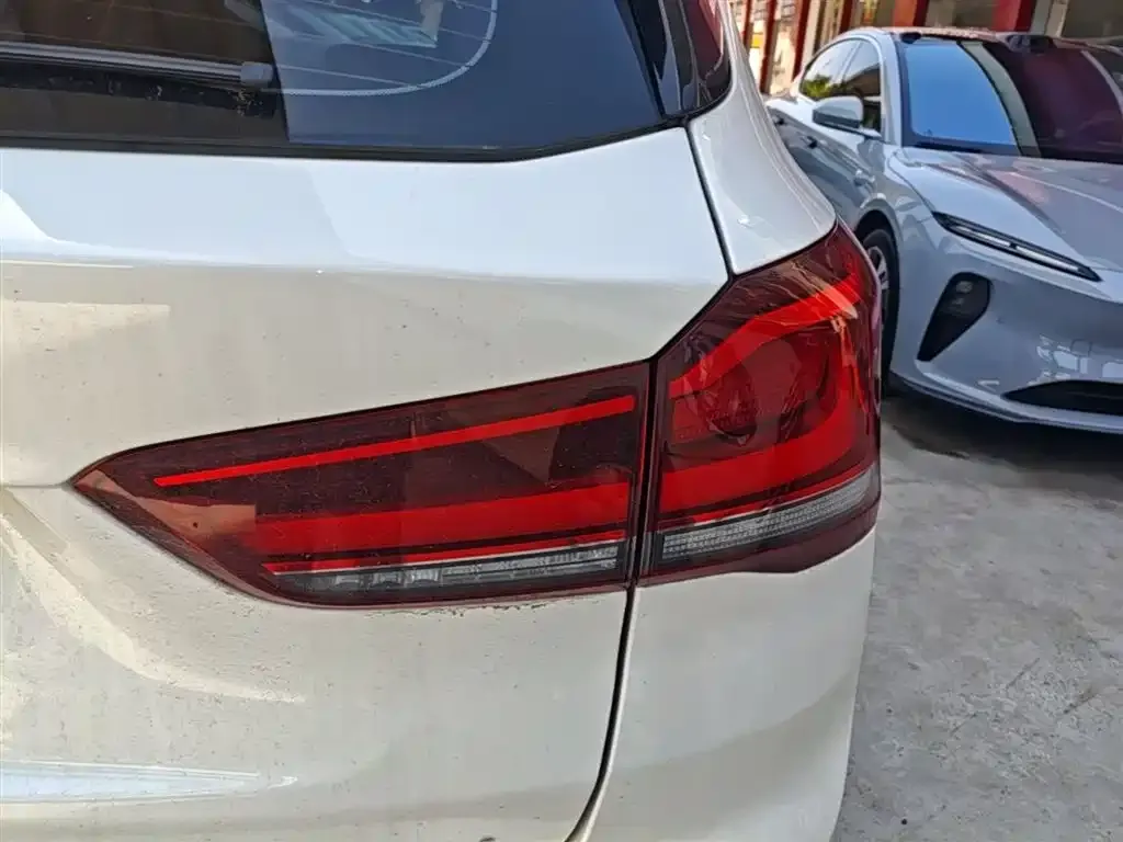 BMW X1 2021 из CN, фото 9