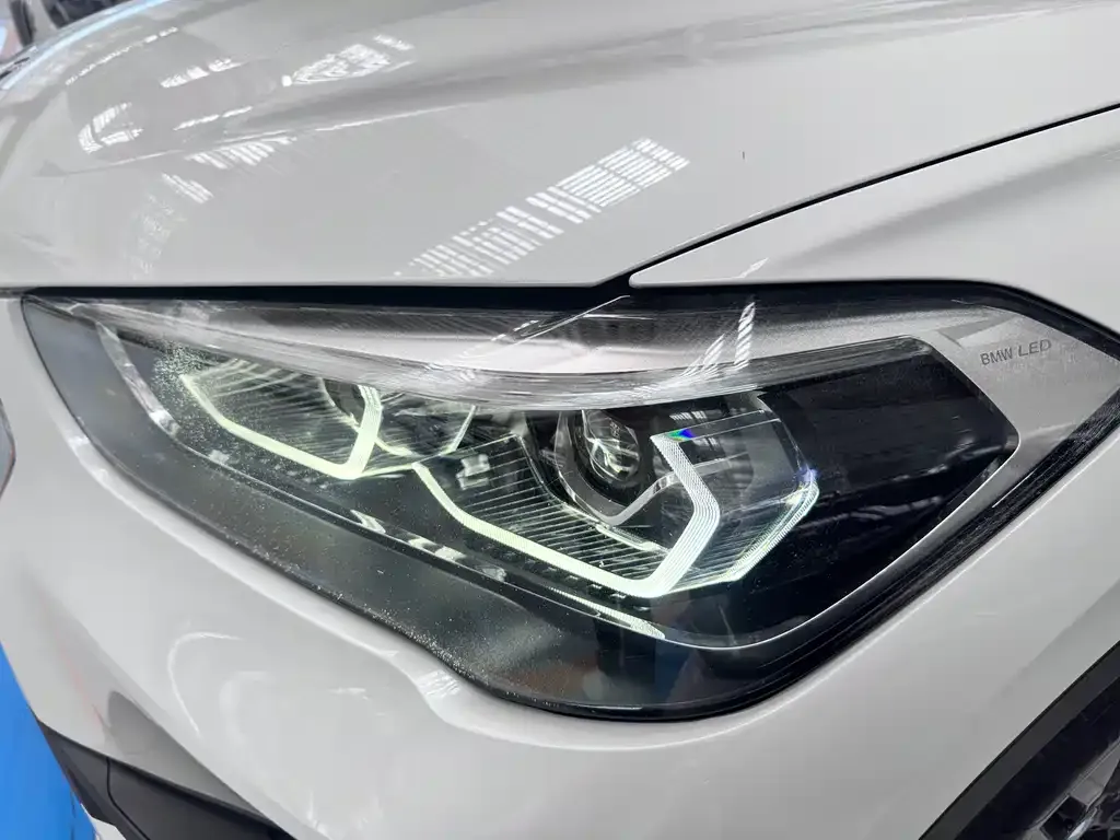 BMW X1 — фото 9