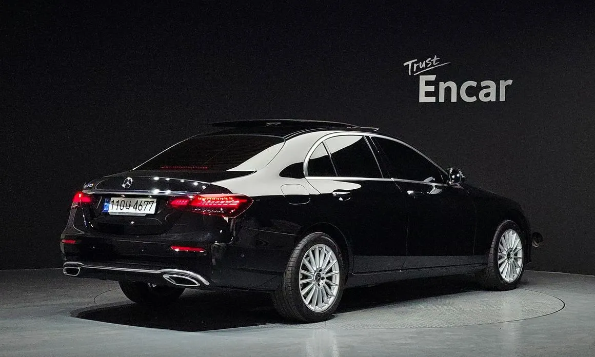 Mercedes-Benz E-Class 2023 из KR, фото 8