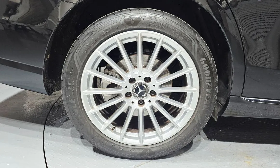 Mercedes-Benz E-Class 2023 из KR, фото 6