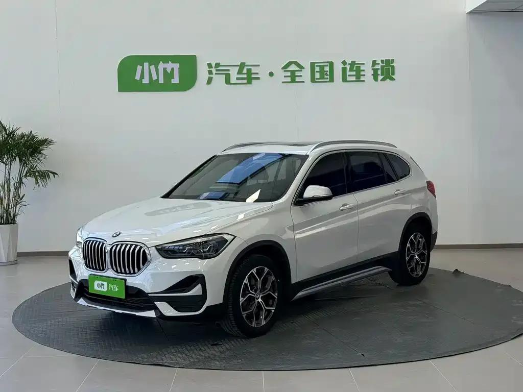BMW X1 — фото 1