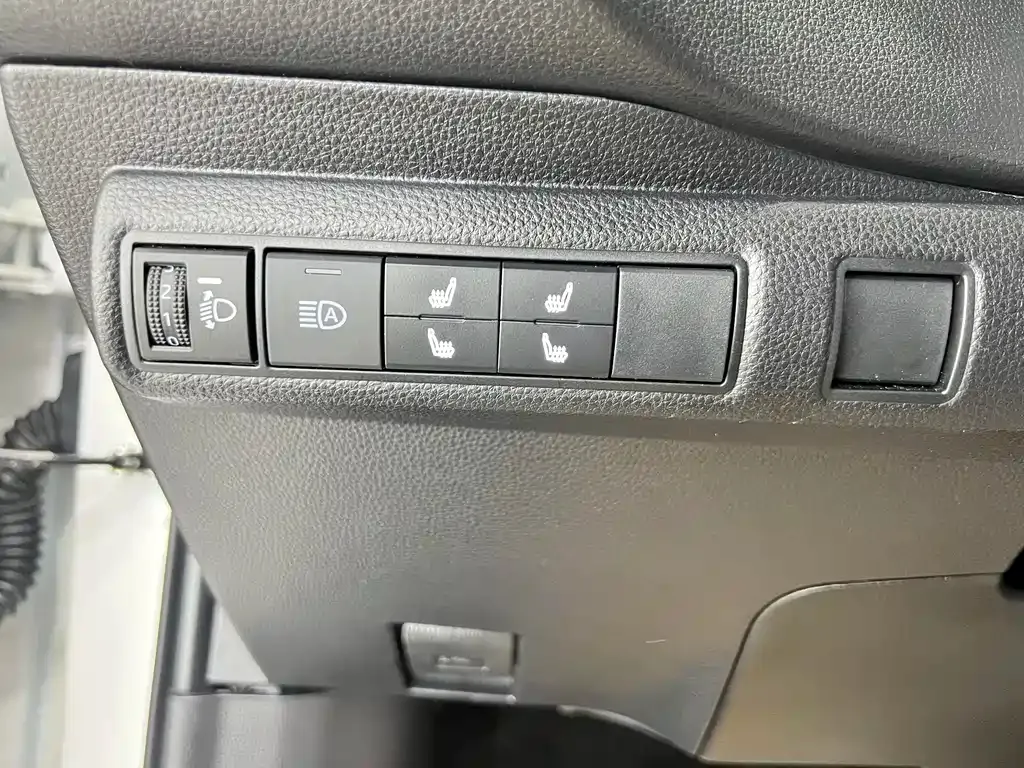 Toyota Levin — фото 10