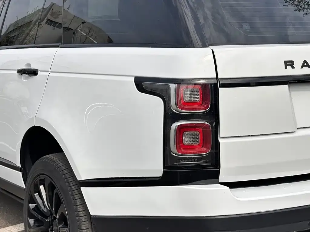 Land Rover Range Rover 2022 из CN, фото 2