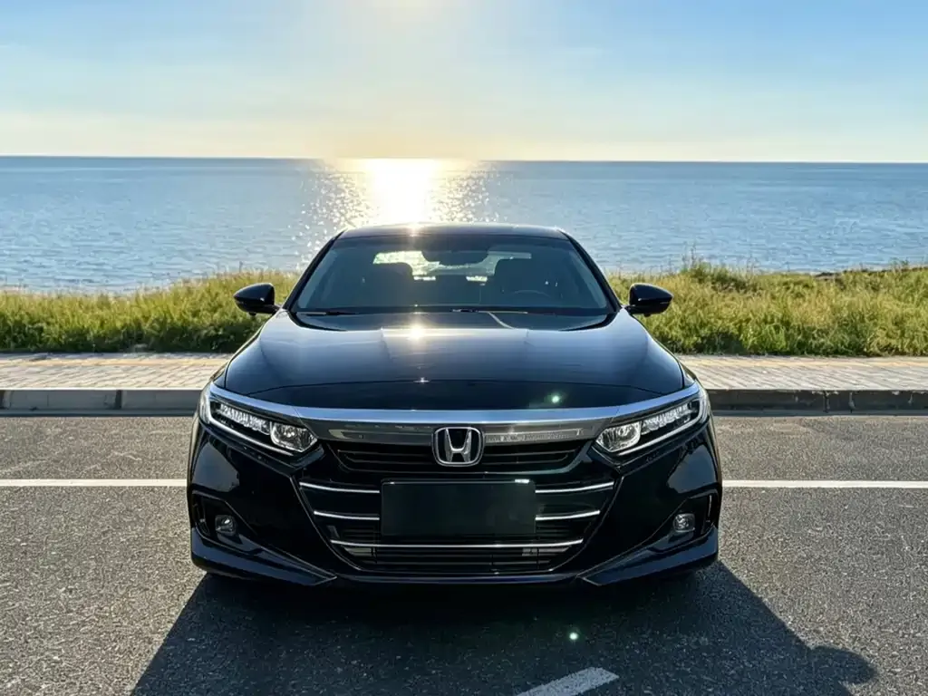Honda Accord — фото 6
