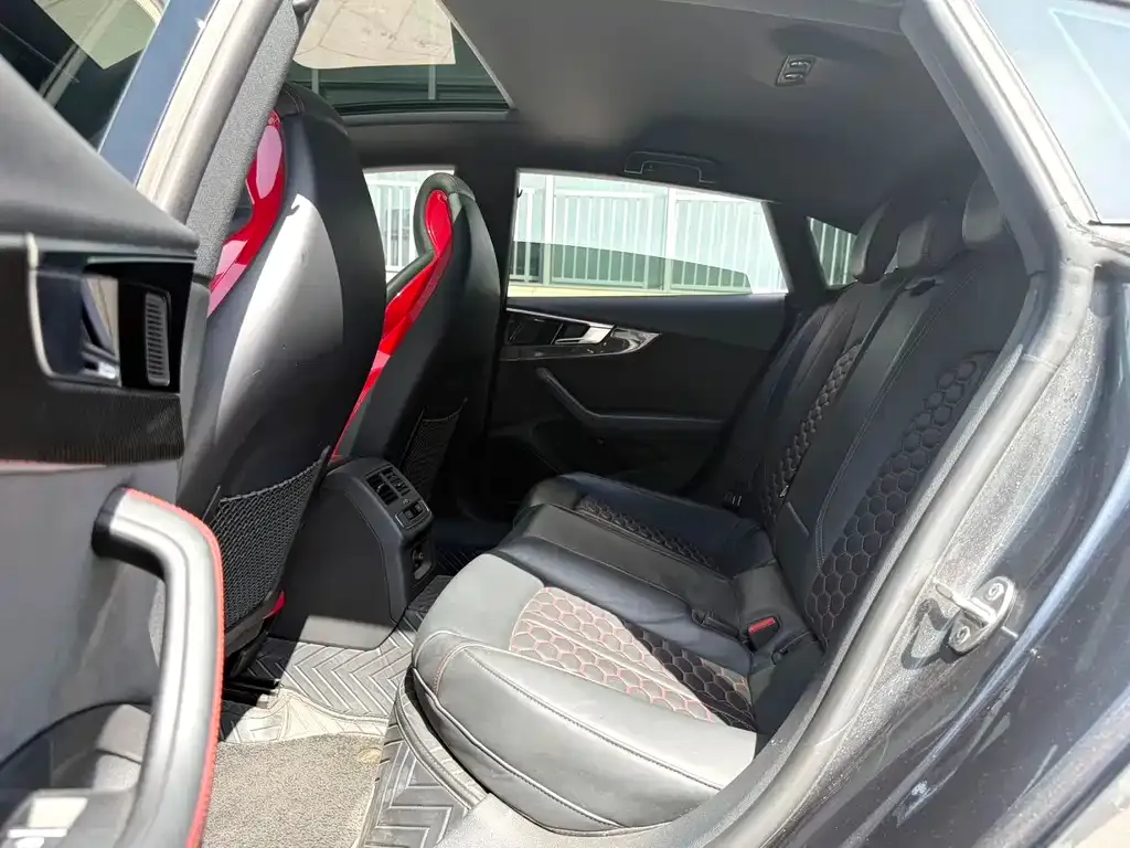 Audi RS 5 2024 из CN, фото 10