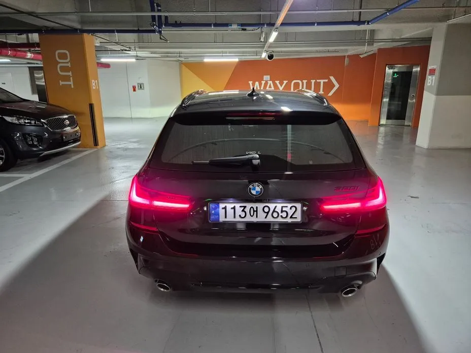 BMW 3-Series 2022 из KR, фото 6