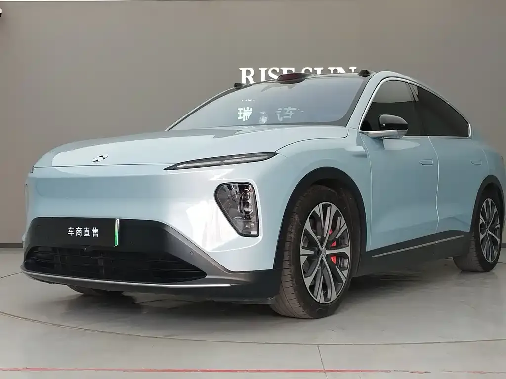 NIO EC7