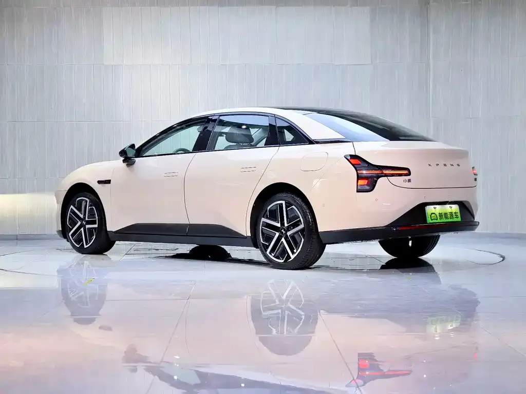 XPeng MONA M03 — фото 7