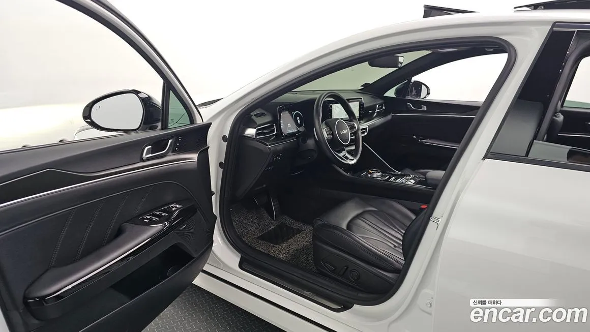 Kia K5 2023 из KR, фото 5