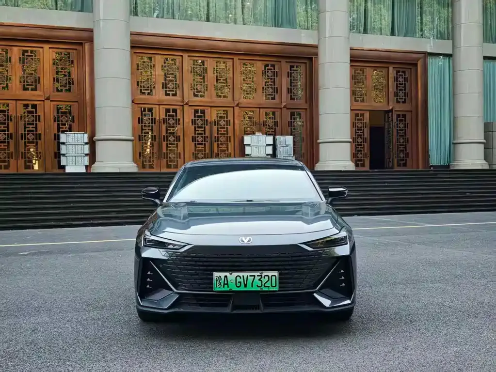 Changan UNI-V iDD 2023 из CN, фото 4