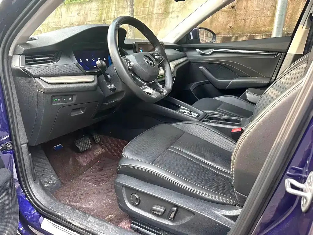 Skoda Octavia 2021 из CN, фото 7