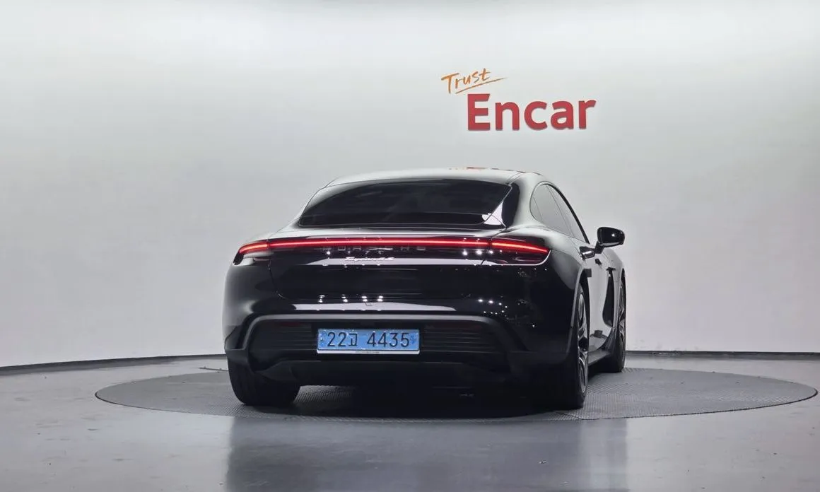 Porsche Taycan 2022 из KR, фото 6