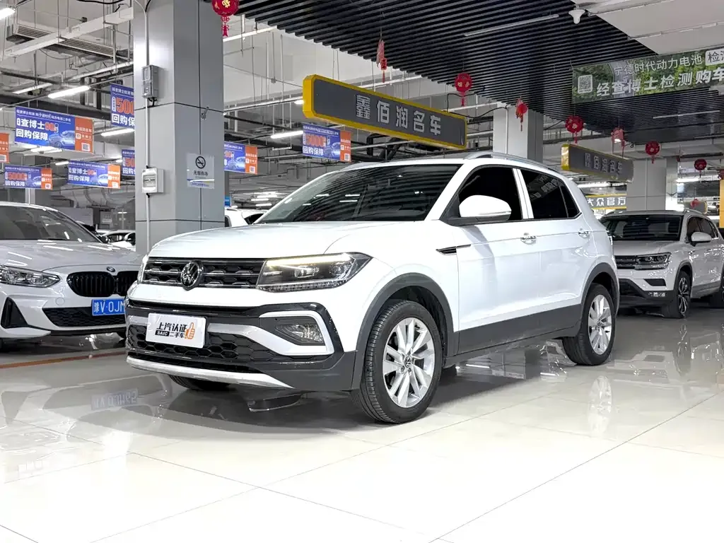 Volkswagen T-Cross — фото 1