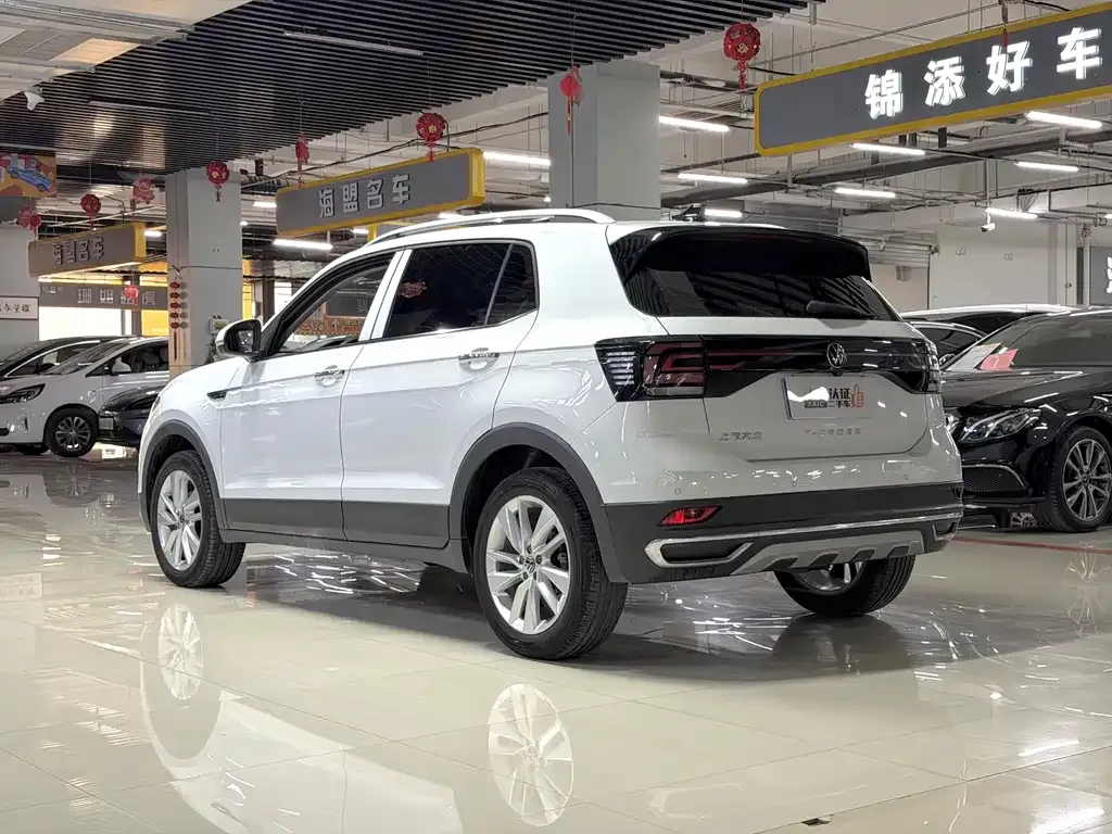 Volkswagen T-Cross — фото 2