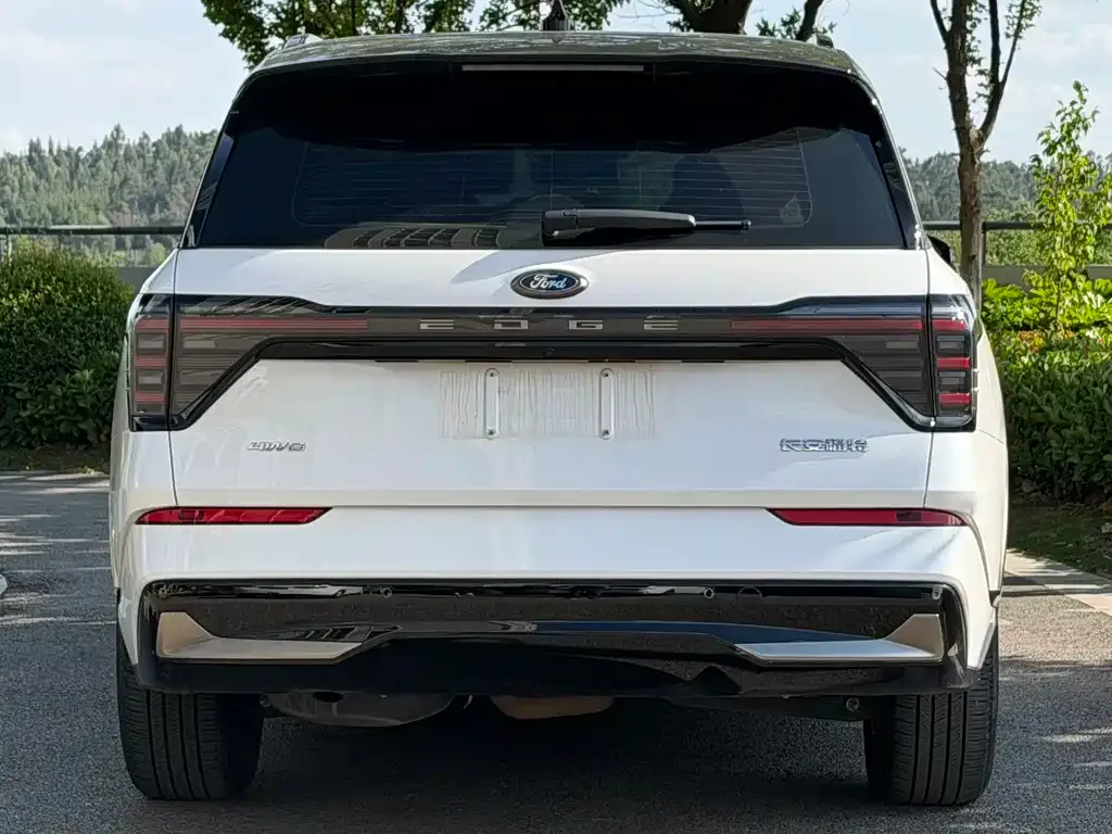 Ford Edge — фото 3