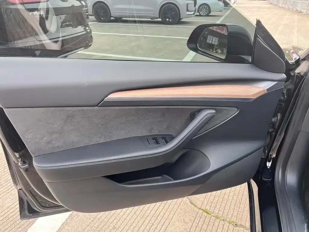 Tesla Model 3 2023 из CN, фото 7
