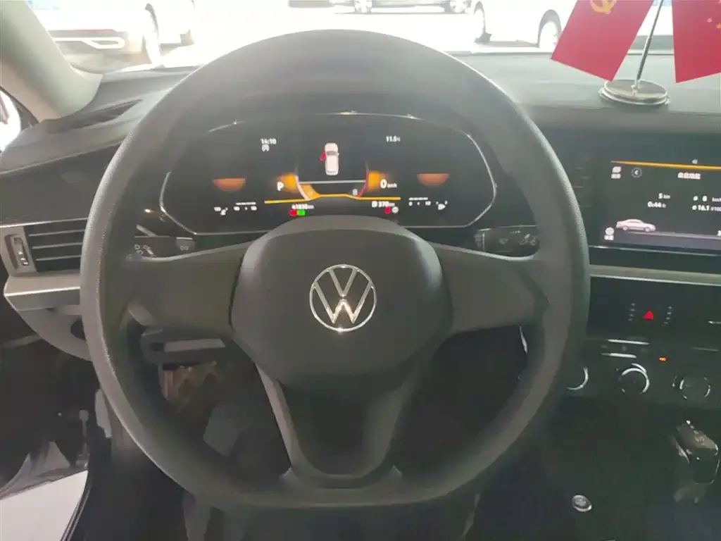 Volkswagen Passat 2023 из CN, фото 4